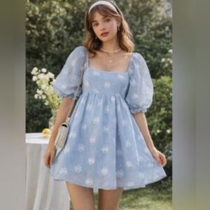 Storia NWT Baby Blue Floral Babydoll Dress, Sheer Bubble Sleeves. Cottagecore